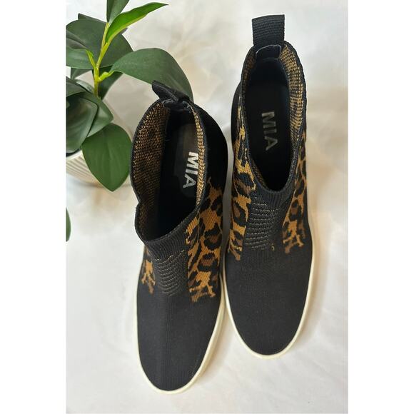 MIA Slip-On Leopard‎ Print Wedge Knit Booties Sneakers Size 8.5 - Picture 3 of 7